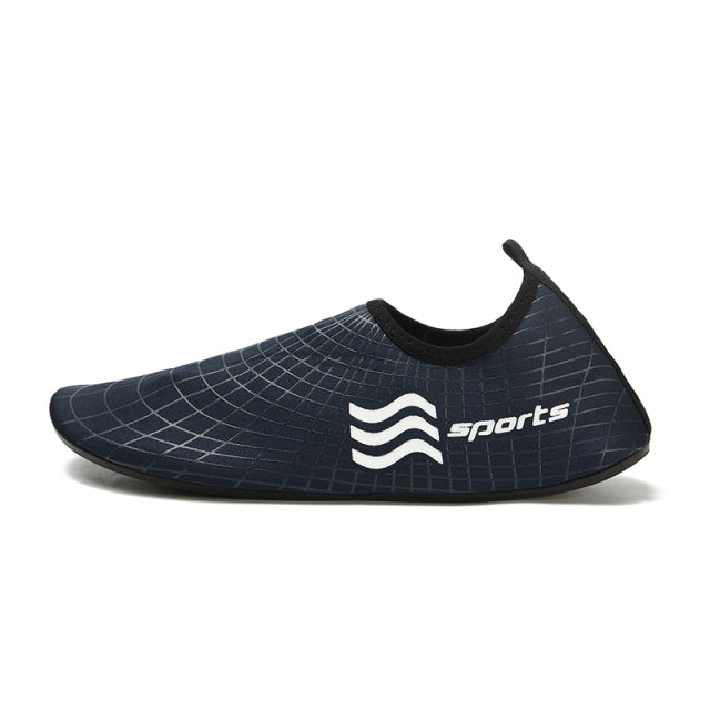 Comfortable Quick Dry Mans Beach Surfing Slippers Flat Soft Aqua Shoes Mans Footwear Swimming Shoes Male Diving Beach Shoes