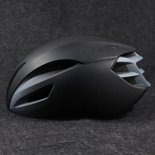 Black Aerodynamic Helmet